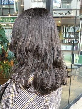 ウルム 蕨西口(ULUM) オリーブベージュ