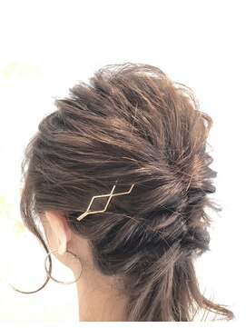 ジーナ 銀座中央通り(Zina) 【Zina　銀座中央通り】イメチェン耳かけ×フォギーベージュ