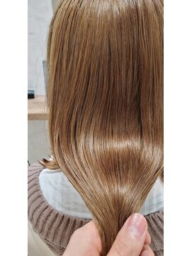 イル(iLu.) メルティベージュ