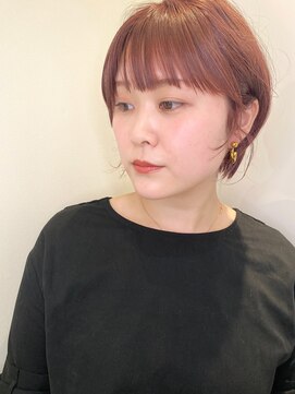 ジアン(GIEN) Wカラー ピンクベージュ 丸みショート