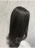 グレーハイライトカラー　山下志穂