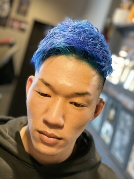 バーバー スタジオ ラフテル(Barber Studio RAFTEL) モヒカンスタイル