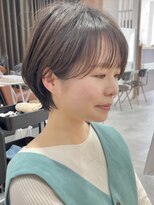 ビュー フクオカ(VIEW FUKUOKA)&nbsp;モードに大人可愛いダークアッシュイメチェンショートボブ