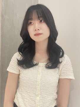 ヨーク(YOKE) 【 YOKE 】暗髪セミロングレイヤー大人かわいい顔まわり小顔