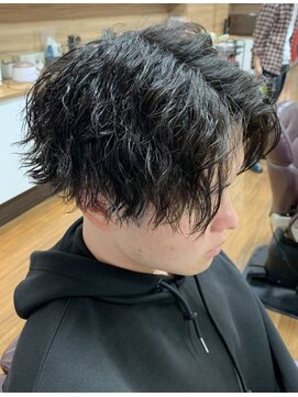 ミオスタイル 元町店 センターパートツイスパ