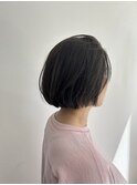 暗めグレージュ