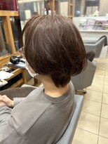 スタジオ アルファプラス 日暮里店(studio α+)&nbsp;ステップボーンカットカットボブショートハイライト白髪ぼかし