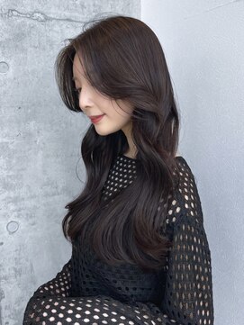 ディーエックス スリー(Dxxxx III) ・上品さ溢れる・韓国王道ヨシンモリ巻き　TOMOKI