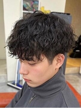 キングオブヘア バイ ノイズ 梅田茶屋町店(KING of hair by NOISM) メンズ髪型マッシュウルフセンターパート梅田茶屋町ショートヘア