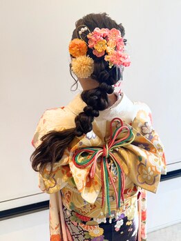 チーモ ハッピー ヘア メイク(CheeMo happy hair make)の写真/《女性stylistのみ◇》早朝から予約OK！卒業式、結婚式などに◎着付け+ヘアセットのご予約はお早めに♪