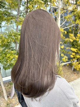 アンドシー(and c) ラテベージュ MIKU