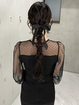 スウィープ(sweep)&nbsp;ロングアレンジ/ヘアアレンジ/お呼ばれヘア/天神