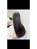 イース シー(ece.sie)&nbsp;【髪質改善×ストレート】ロング