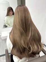 ヴェルア 四条烏丸(Velua)&nbsp;20代ブリーチなしカラーミルクティーブラウン透明感ロング