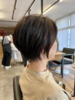 イロ バイ マグ 飯田店(IRO by mag)&nbsp;40代50代の品格大人ショートボブ/白髪ぼかし×小顔カット