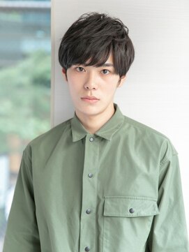 ルルディ バイ アフロディーテ銀座(luludi by APHRODITE) ブルーブラック/刈り上げセンターパート/フェザーパーマ/銀座