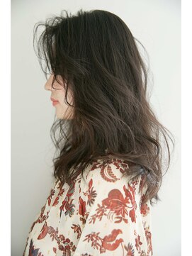 フィガロ ウメダ(FIGARO UMEDA) 【FIGARO umeda】おとなかわいいヘルシーロング