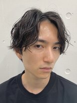 フィフス(fifth) 大人センターパート スパイラルパーマツーブロック コンマヘア