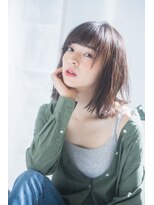 ヴァンクシー バイ ルナ(VANKCY by Luna) 耳かけ 伸ばしかけ 切りっぱなしボブ フォギーベージュ 簡単楽