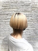 ビス リアン 川口店(Vis lien) 30代40代ブリーチミルクティー伸ばしかけミディアムウルフ