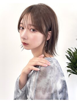 ピープスアンドスー 表参道 渋谷(Peeps&Suu.) 外ハネ韓国風ボブ_髪質改善トリートメントインナーカラー