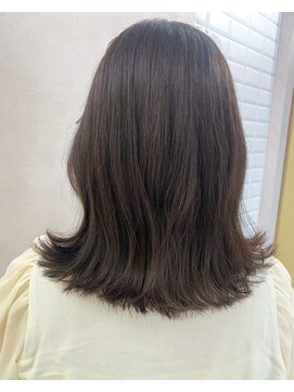 ハブ(hub) 【天神今泉】ナチュラルグレージュ