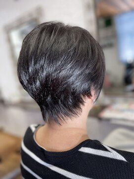 ラヴィアンローズ(La vie en rose) 似合わせカット