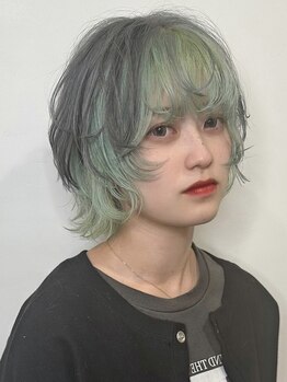 ディフィー 梅田(Defi)の写真/定番～個性派ハイトーンカラーもお任せ！先の色落ちまで考えた綺麗な色味や髪の状態を見極め、薬剤選定◎