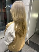 ホワイトベージュ