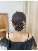アップヘア　シニヨン　参列ヘア　綺麗めアレンジ
