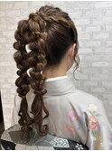 編みおろしポニーテール