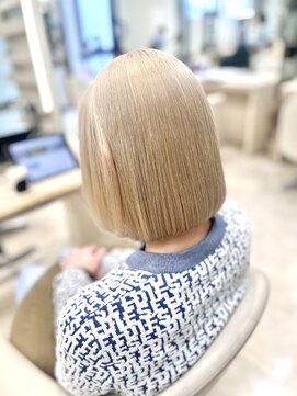 オルヴァ(Orva) ホワイトブロンド