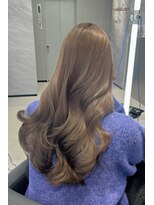 アルドーレフィエロ シンサイバシ(Ardore fiero shinsaibashi)&nbsp;レイヤーカット/ヘーゼルベージュ【小山田繭】20代30代40代