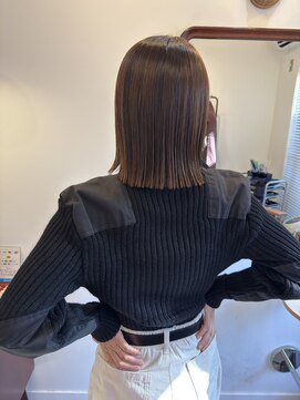 30代40代切りっぱなしボブタッセルボブ顔周りレイヤーオリーブ