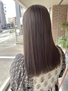 明るめやわらかベージュ