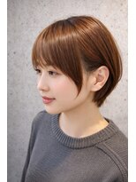 テラ(terra)&nbsp;丸みショート × 小顔カット×サイドバング|20代30代40代