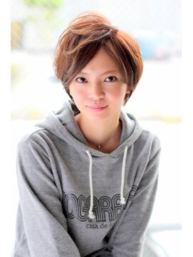 トータルビューティーステラ(TOTAL BEAUTY STELLA) 大人かわいいくせ毛風ナチュラルショートヘア２０代３０代４０代