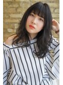 AVEDAカラー×ダークブルージュでセクシーミディ