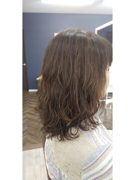 サロンドリールプリマ(Salon de RIRE prima) ふんわりパーマ