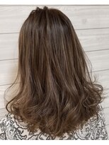 クレア(CREA)&nbsp;アッシュブラウンブリーチなしのダブルカラー