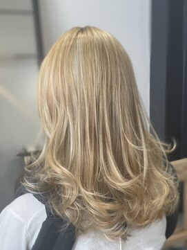 リベルタ(LIBERTA) ブリーチオンカラー