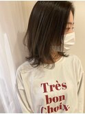 透明感ダークカラーにレイヤーロブ