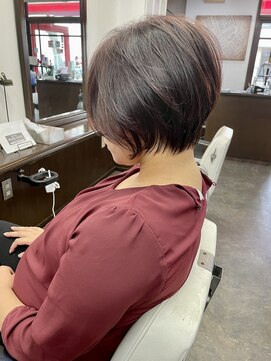 ムーブ(Moob) 襟足タイト トップにボリューム"ショースタイル"♪【別府】