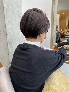 ディーエックス スリー(Dxxxx III) 骨格矯正カット