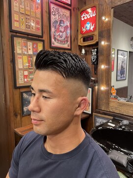 ヘアーデザイン スワロー(hair design Swallow) メンズ スキンフェード×クルーカット