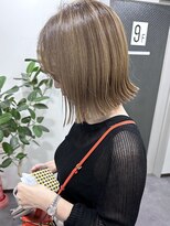 オウル(Owll)&nbsp;【Owll】石田学史白髪ぼかし20代30代40代切りっぱなしボブ