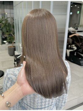 ガリカ 大名(Gallica) ブリーチなしダブルカラーでつくる光に透けるオリーブベージュ