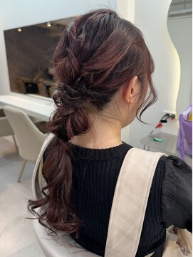 ラビス 池袋(Lovis) ワンレン/ネビージュ/エクステ/小顔/インナーカラー/韓国/池袋