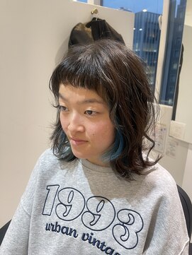 エミュスト(Emuest) オン眉インナーカラー