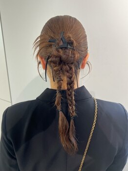 ニコフクオカヘアーメイク(NIKO Fukuoka Hair Make)の写真/【大名/ジェンダーレスサロン】より華やかに。イベント・ライブ・プロのヘアセットで特別な日を彩ります◎